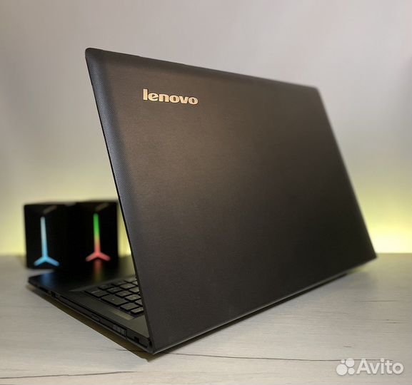 Надежный ноутбук lenovo 8Gb SSD