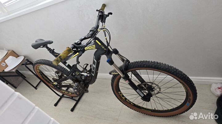 Велосипед двух подвес GT Sensor Elite 2015 27,5