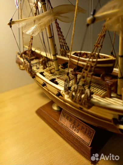 Модель парусника из дерева,ручная работа