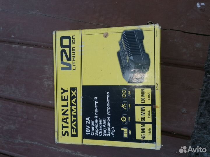 Аккумуляторная батарея стенли