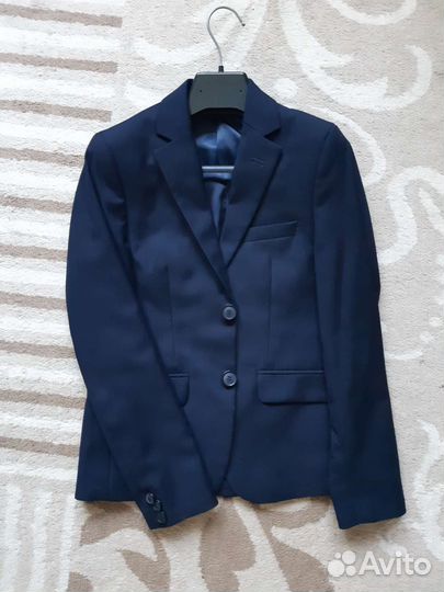 Школьный костюм - пиджак и брюки для мальчика 128