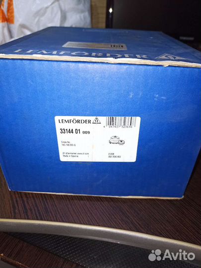 Volkswagen Подушка кпп