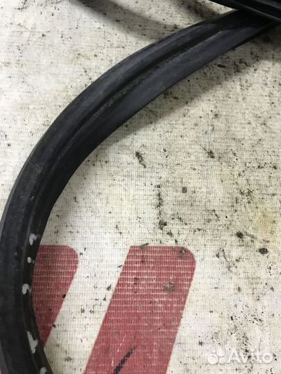 Уплотнитель багажника Kia Sportage