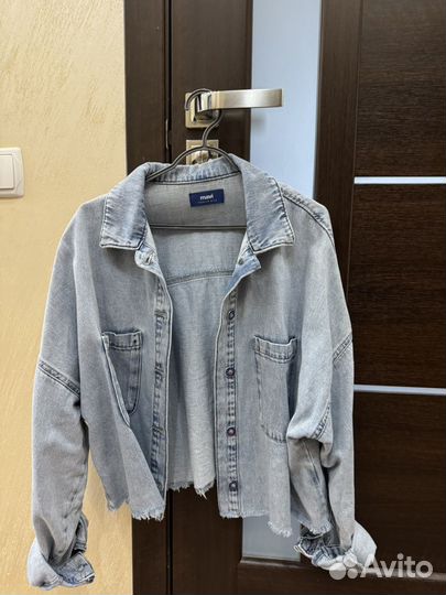 Джинсовая рубашка