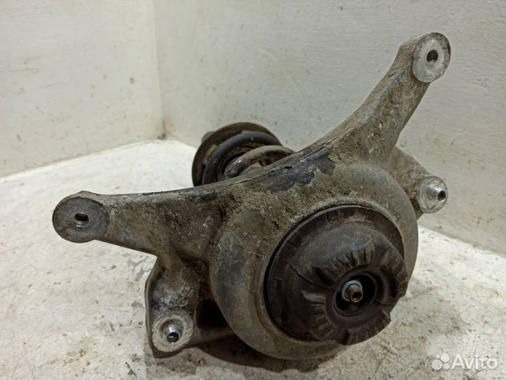 Стойка передняя правая в сборе