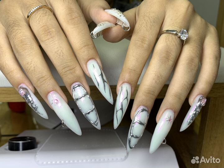 Маникюр наращивание ногтей