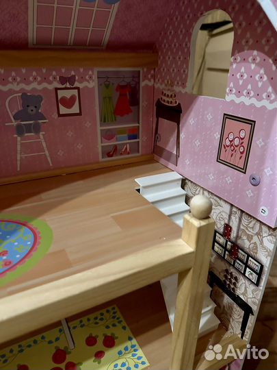 Домик кукольный