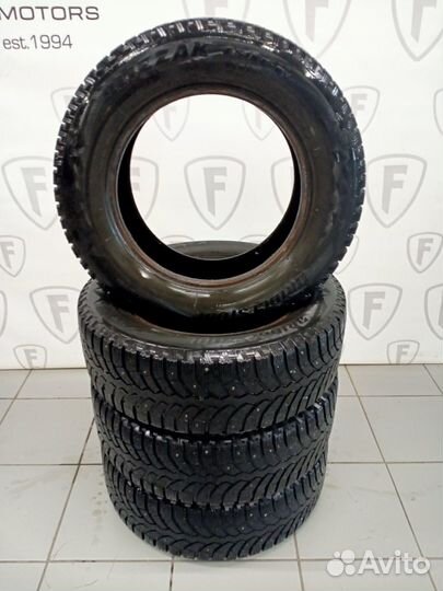 Bridgestone Blizzak Spike-01 205/65 R15 94T