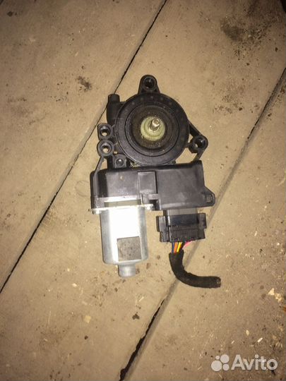 Мотор стеклоподъемников Kia Sorento хм 2011