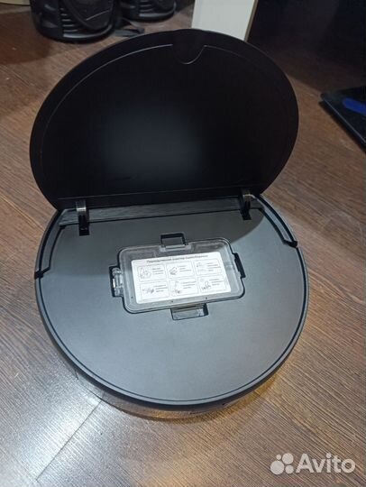 Робот пылесос irbis