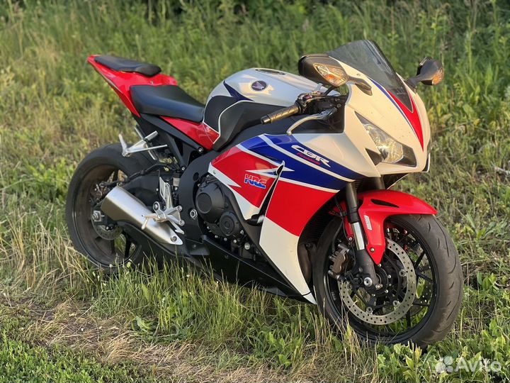 Honda CBR1000RR/RA