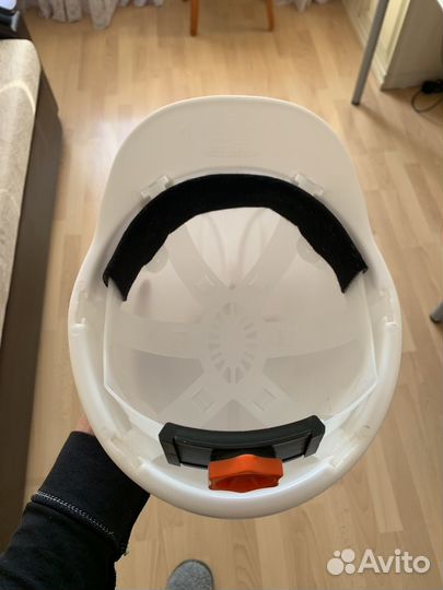 Каска строительная белая