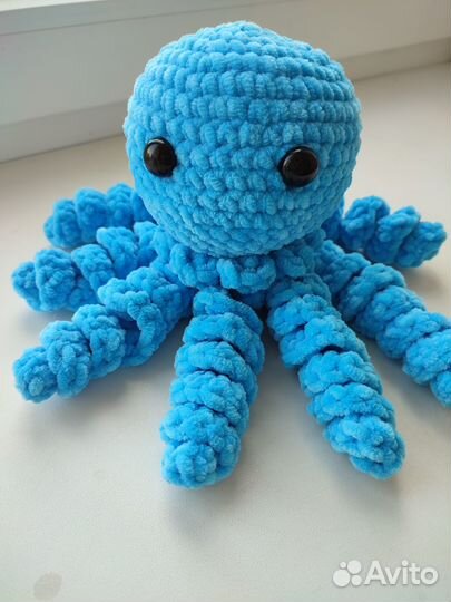 Осьминожка из плюшевой пряжи