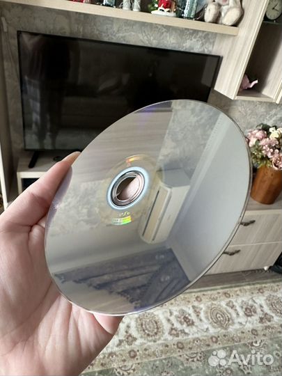 Продаю игру на PS4