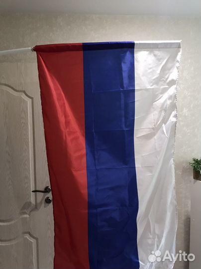 Флаги, значки, атрибутика