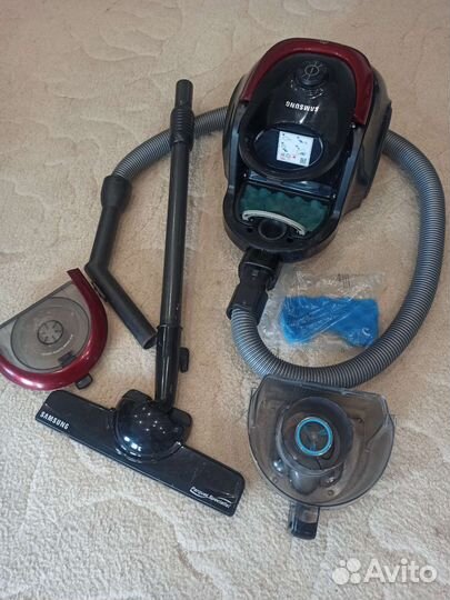 Пылесос Samsung SC18M2150SG