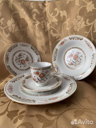 Столовый сервиз новый