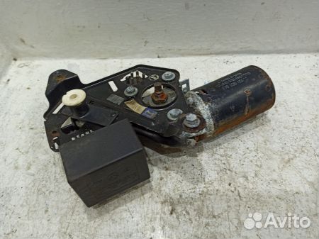 Моторчик люка Мерседес W124 E