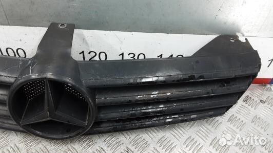 Решетка радиатора mercedes benz CLS C219 (BEA17QF0