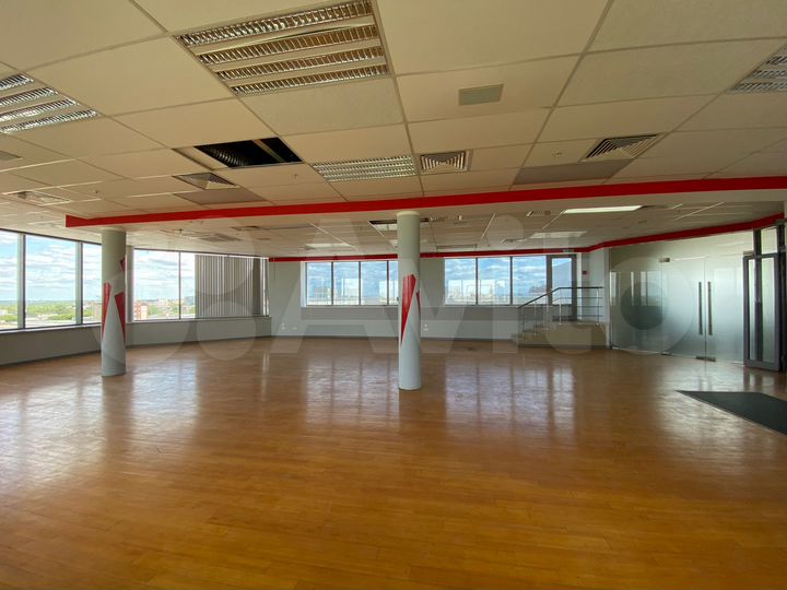 Помещения свободного назначения, 1377 м²
