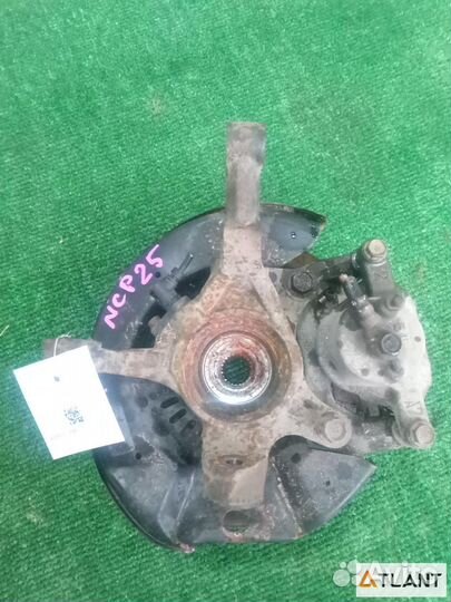 Ступица передняя левая toyota funcargo