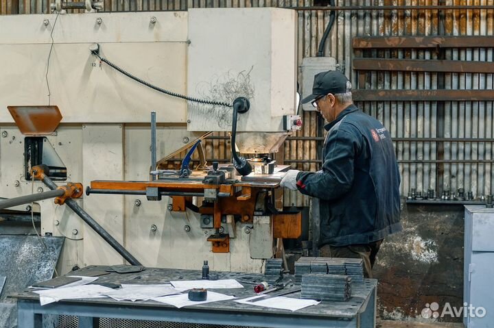 Опоры для строительства надземных переходов,мостов