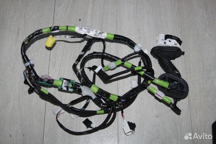 Проводка двери левой правой Lexus RX4 с2015