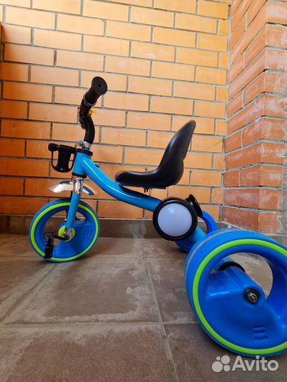 Велосипед трехколесный детский