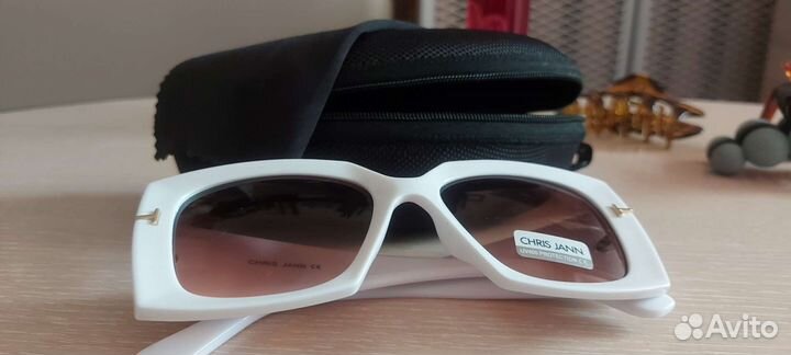 Солнцезащитные очки женские новые
