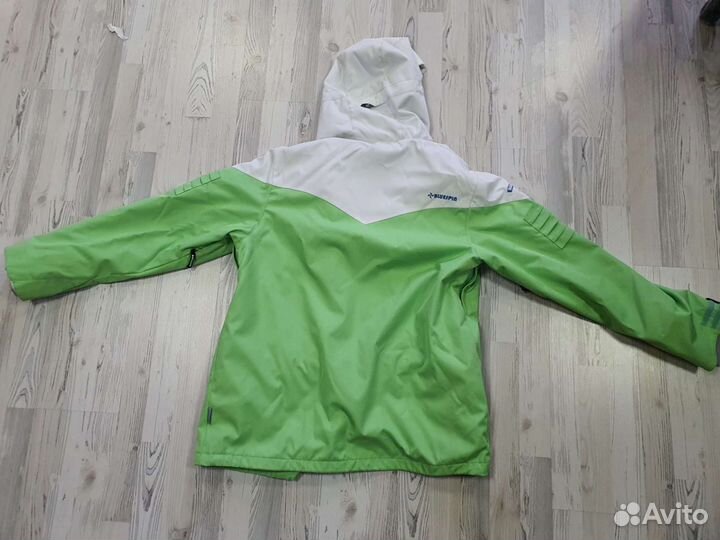 Сноубордическая куртка