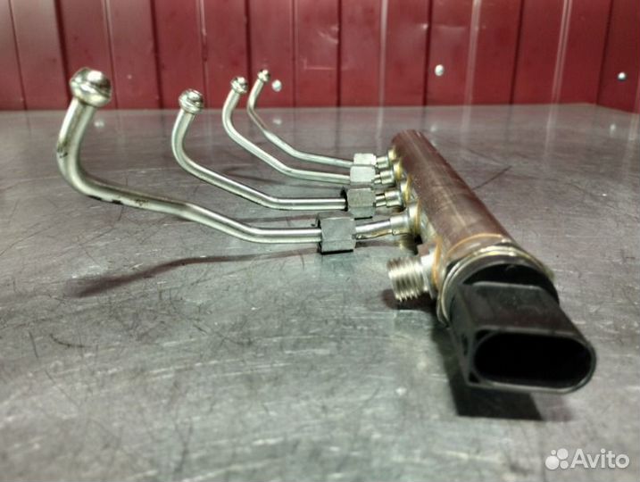 Топливная рампа Bmw 5 Series F10 N20B20B 2012