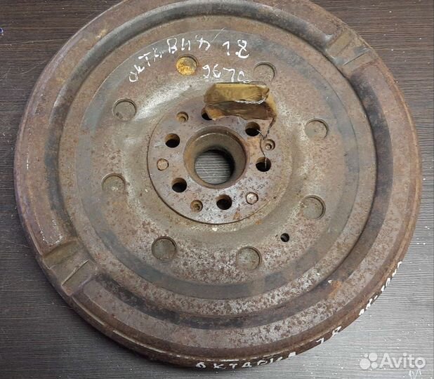 Двухмассовый маховик Шкода Октавия 96-10г дв 1.8