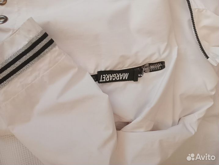 Ветровка для девочки