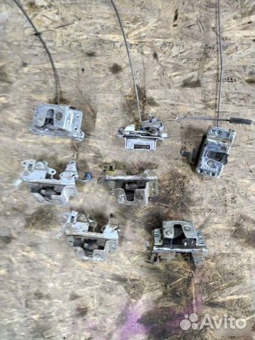 Замок двери Daewoo Nexia седан 1.5 16 клапанов