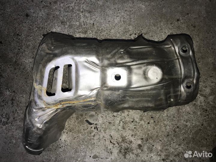 Тепловой экран renault logan 2