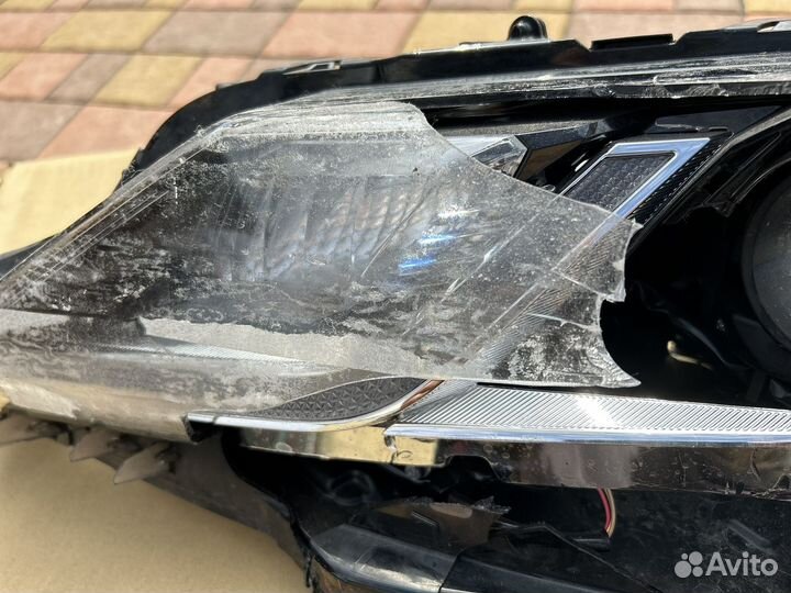 Фара левая camry 70