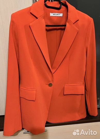 Жакет, пиджак