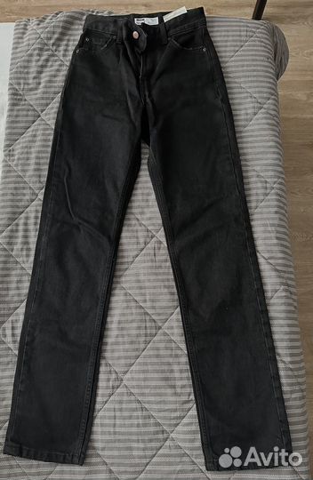 Джинсы bershka прямые