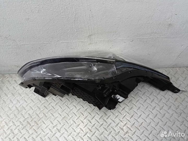 Фара левая Kia Sportage