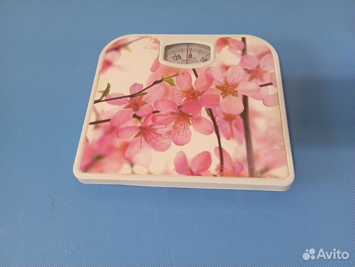 Весы напольные разные