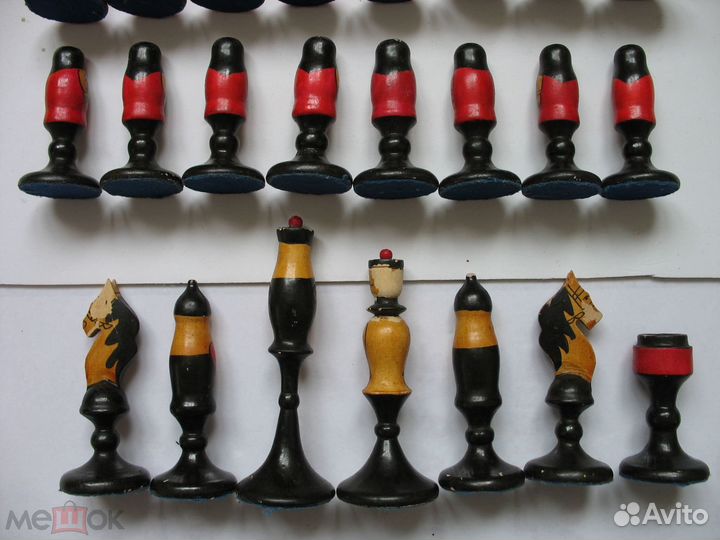 Шахматы резные народный промысел Хохлома