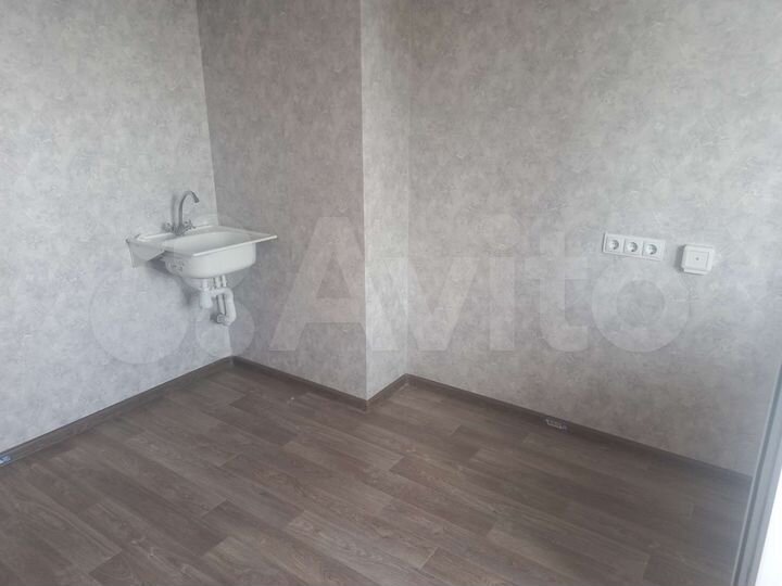 2-к. квартира, 60 м², 13/17 эт.