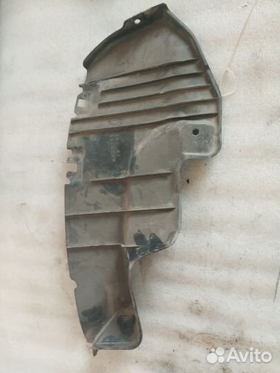 Защита арки правая mitsubishi outlander 1