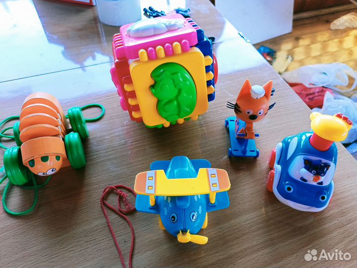 Развивающие игрушки для малышей