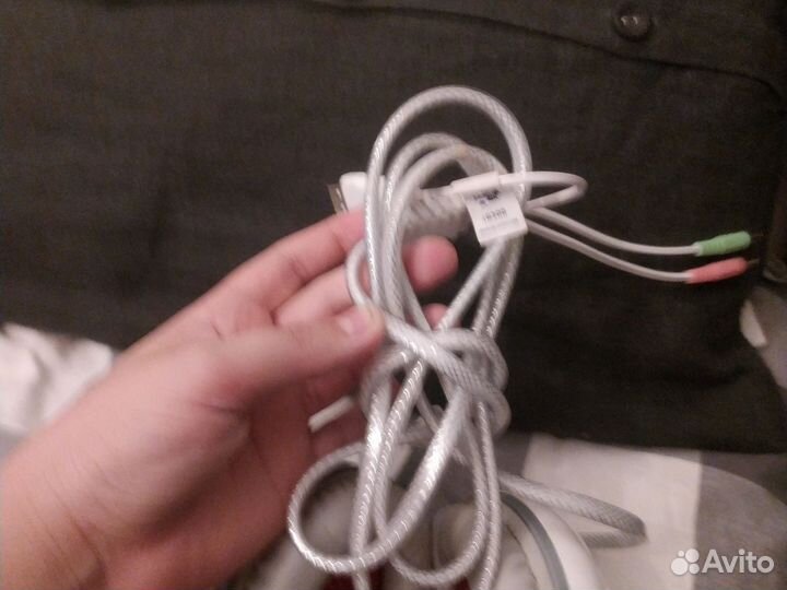 Проводные наушники бу