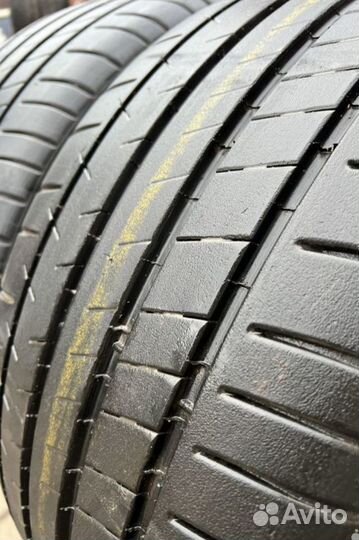 Michelin Pilot Super Sport ZP 275/35 R21