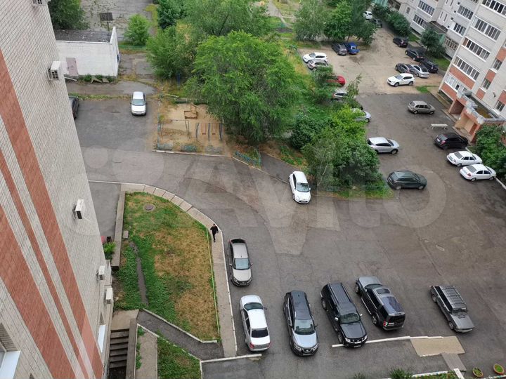 2-к. квартира, 55 м², 9/10 эт.