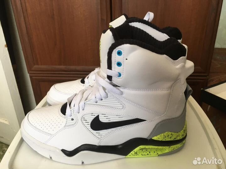 Nike command outlet force