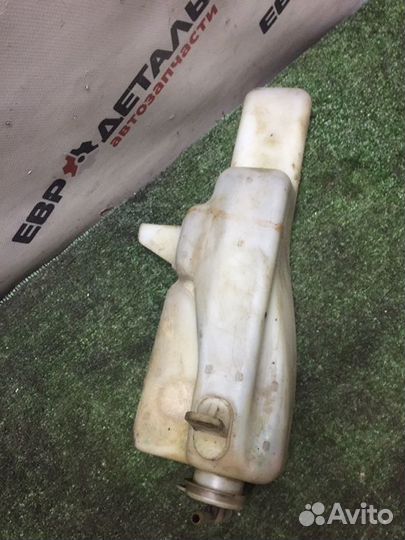 Бачок расширительный Mitsubishi Carisma хетчбэк 1