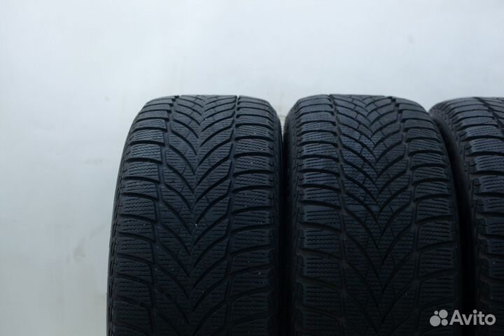 Goodyear UltraGrip Ice 2 215/50 R17 95T